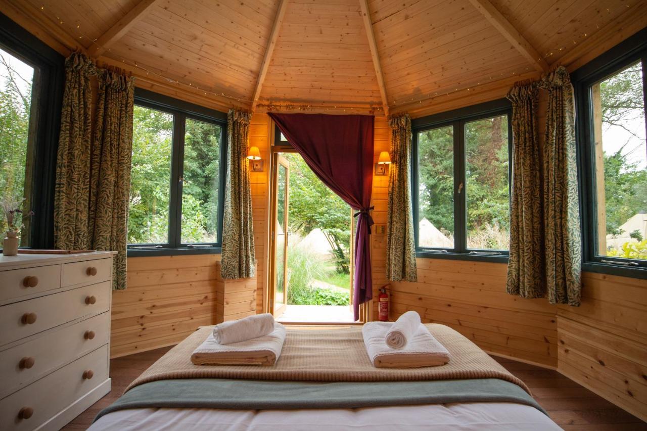 Lodge West Lexham