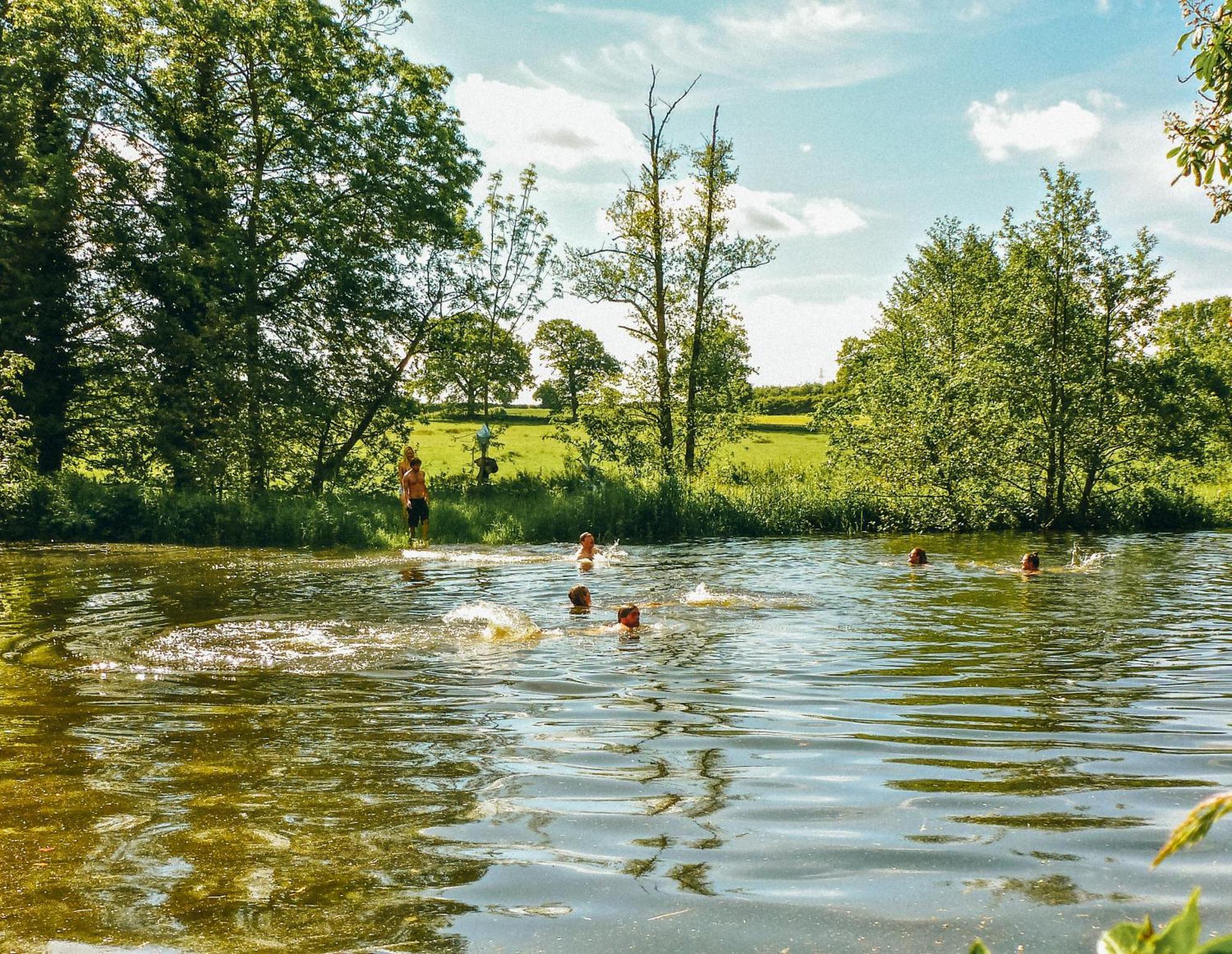 Lodge West Lexham *