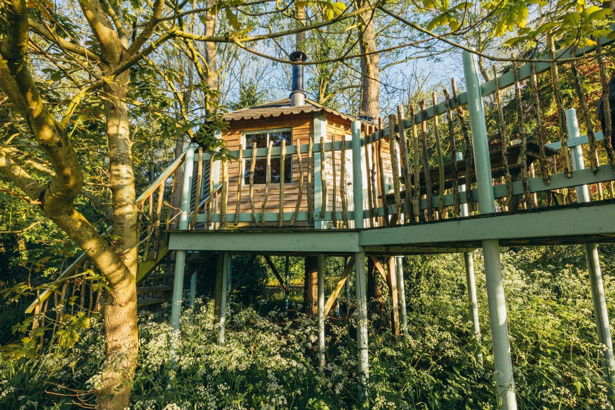 Lodge West Lexham *