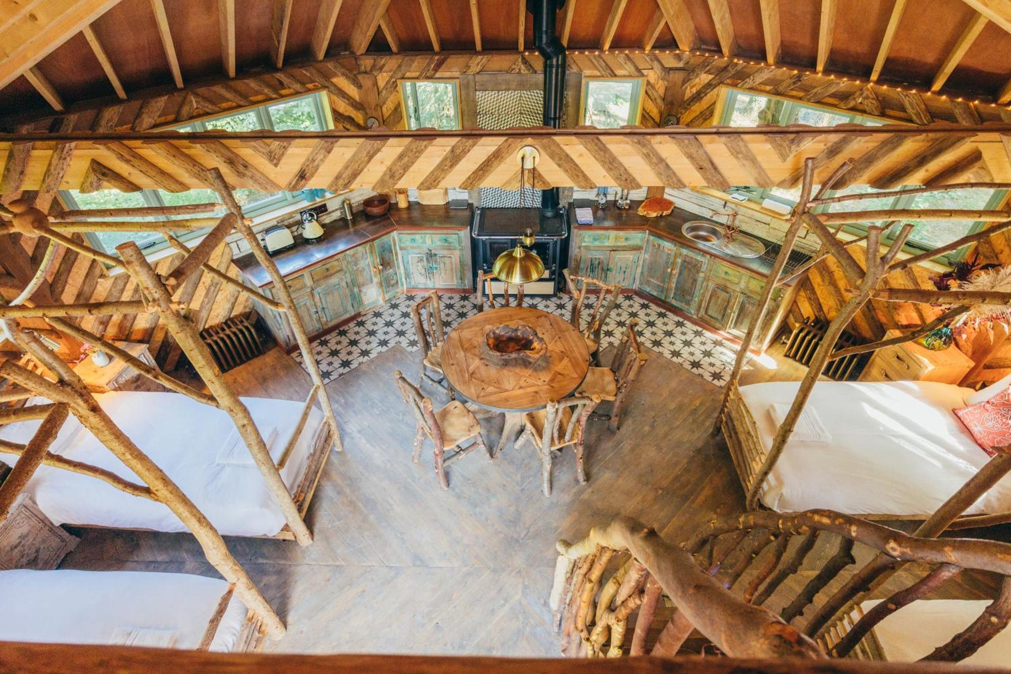 Lodge West Lexham *
