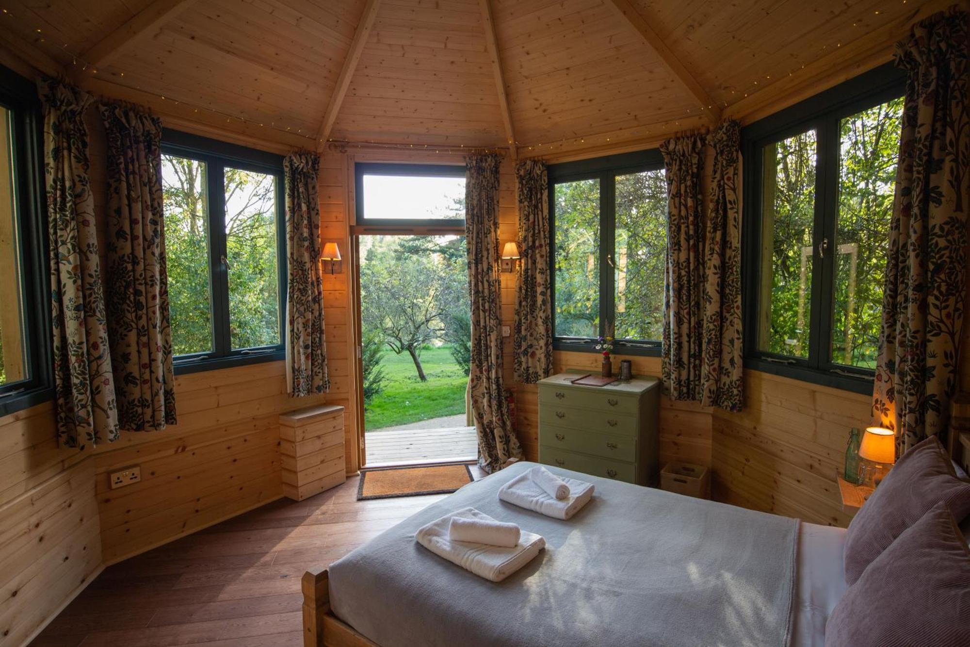 Lodge West Lexham